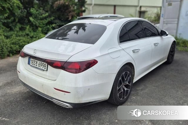 Mercedes-Benz E-Class W214 2024 Белый из Кореи, фото 5