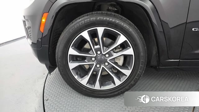 Jeep Grand Cherokee (WL) id 4640743 из Кореи 28