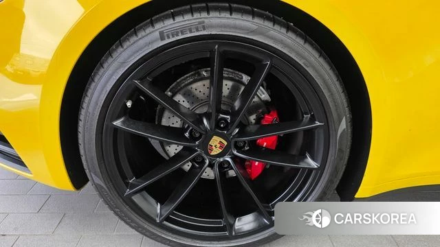 Porsche 911(992) id 4594237 из Кореи 15