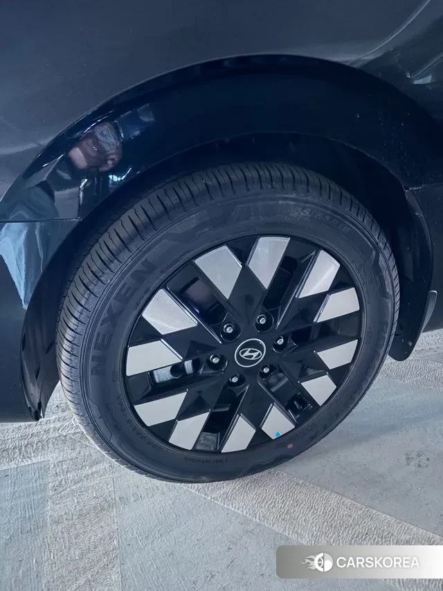 Hyundai Staria 2025 Черный из Кореи, фото 5