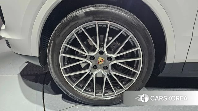 Porsche Cayenne (PO536) id 3812781 из Кореи 15