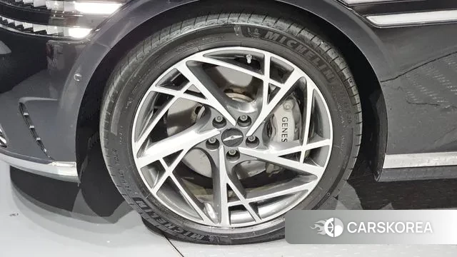 Genesis G90 (RS4) id 3426336 из Кореи 15