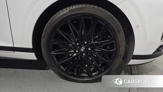 Hyundai Grandeur Hybrid (GN7) id 3502847 из Кореи 15