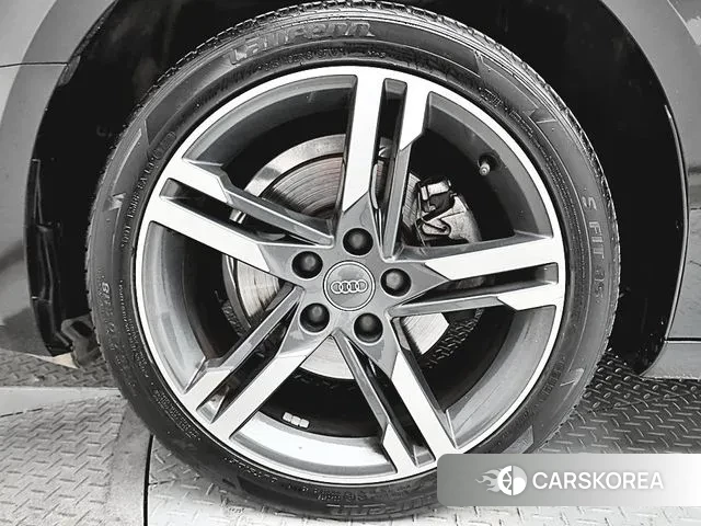 Audi A4 (B9) id 3666466 из Кореи 15