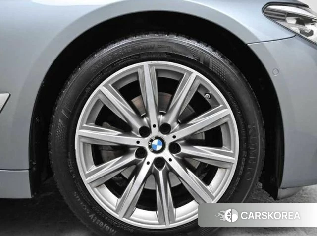 BMW 5 Series (G30) id 4285995 из Кореи 15