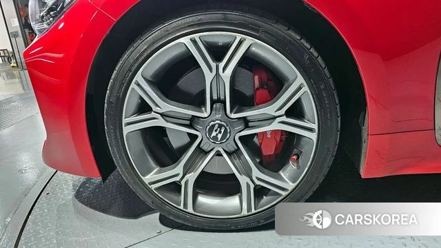 Kia Stinger id 3801555 из Кореи 15