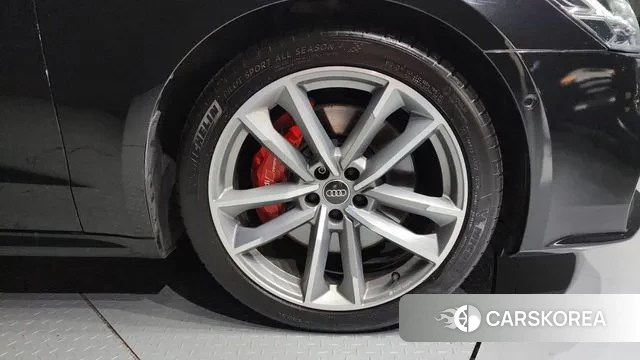 Audi A7 (4K) id 3022303 из Кореи 15