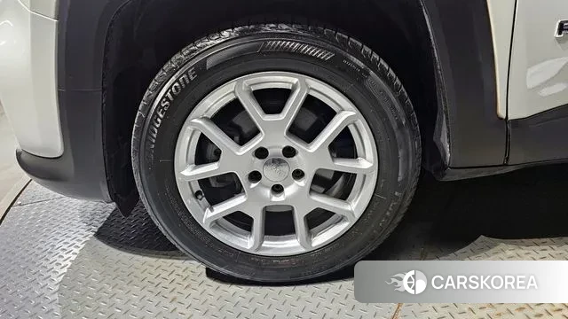 Jeep Renegade id 3380103 из Кореи 15