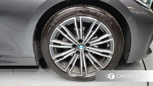 BMW 3 Series (G20) id 3562355 из Кореи 15