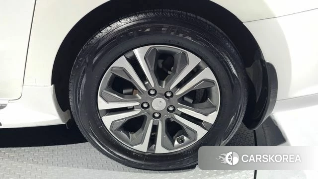 Kia The New Carnival id 3829180 из Кореи 15