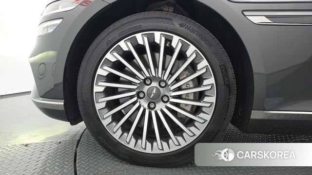 Genesis Electrified G80 (RG3) id 4697341 из Кореи 15