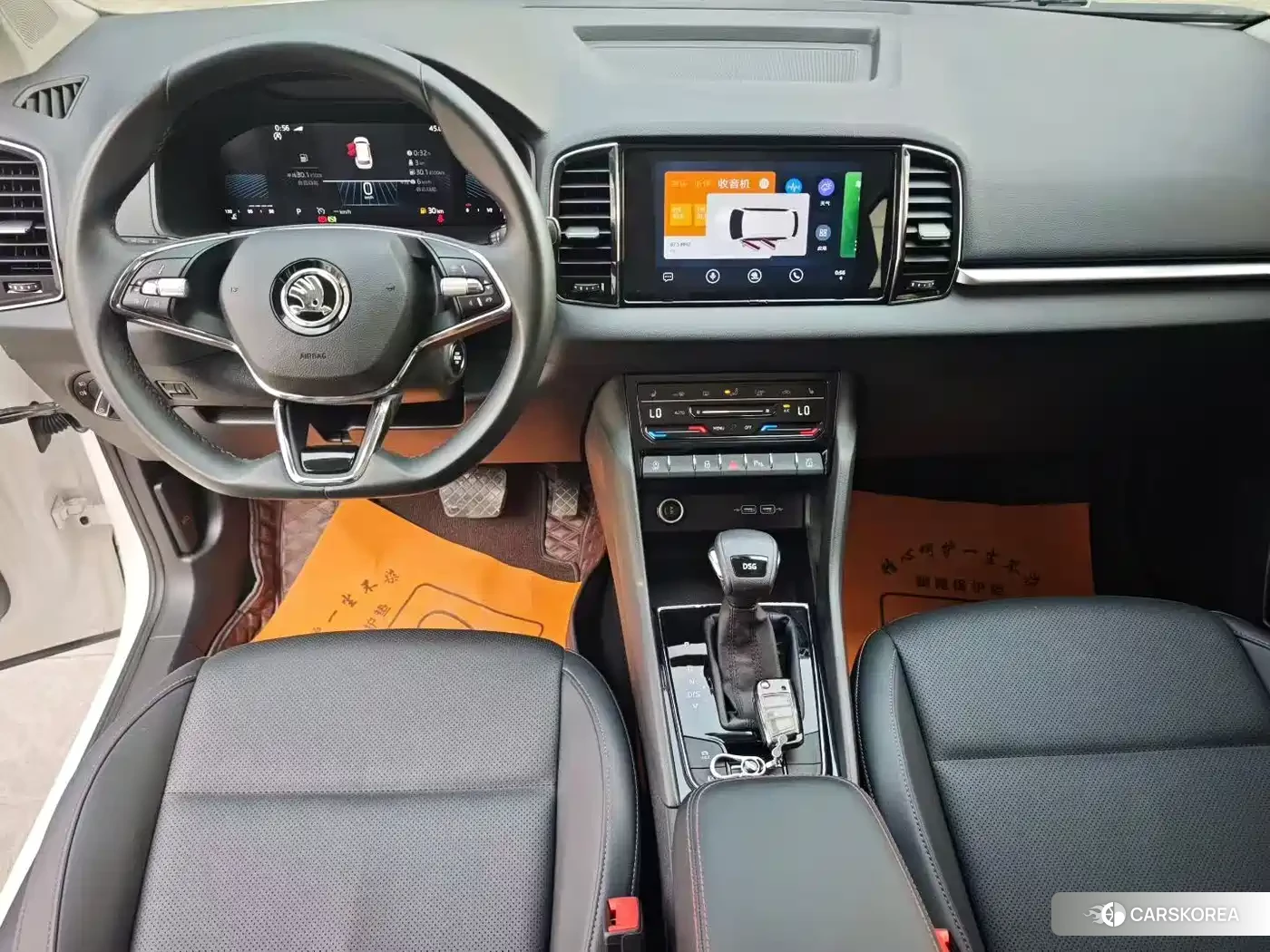 Skoda Karoq 2022 Белый из Китая, фото 5