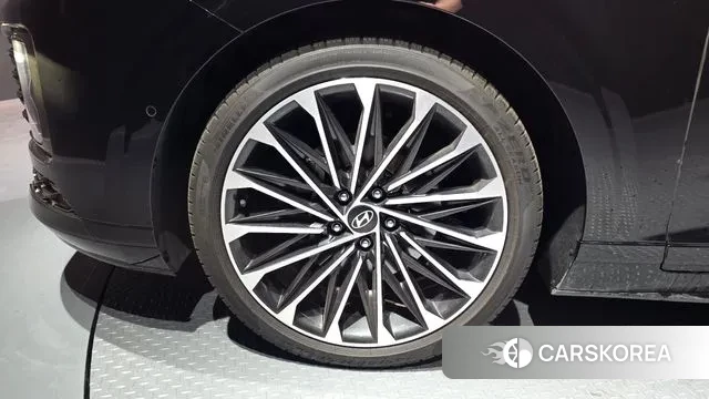 Hyundai Grandeur (GN7) id 3763839 из Кореи 15