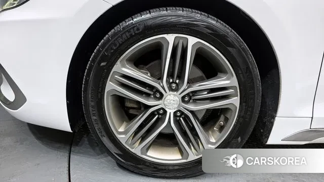 Hyundai Grandeur IG id 3636703 из Кореи 15