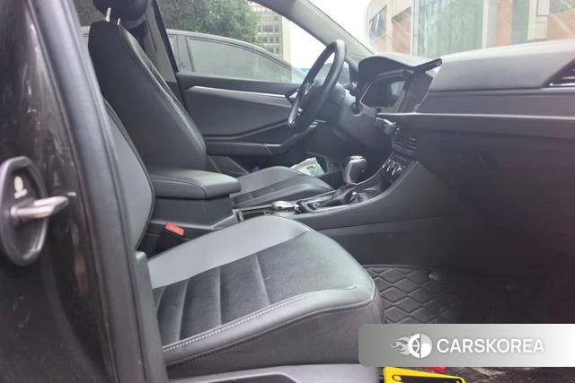 Volkswagen Sagitar id 4333913 из Китая 12