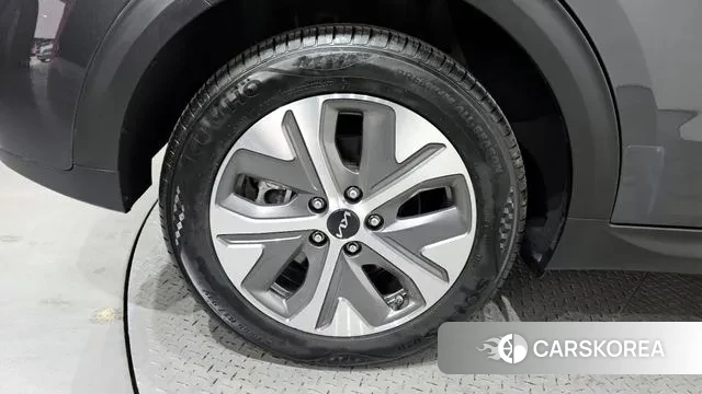 Kia Niro EV id 3691334 из Кореи 15