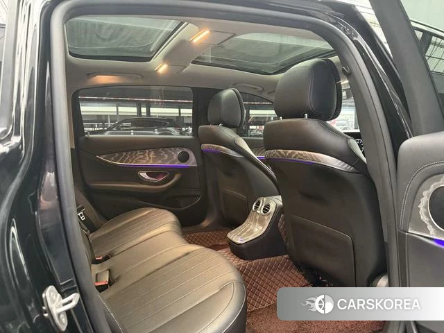 Mercedes-Benz E-class id 4255748 из Китая 13