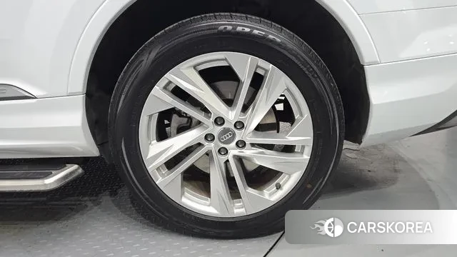 Audi Q7 (4M) id 3597984 из Кореи 15