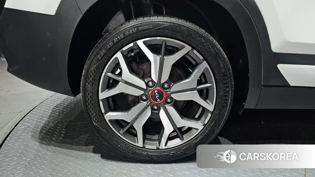 Kia Seltos id 2915892 из Кореи 15