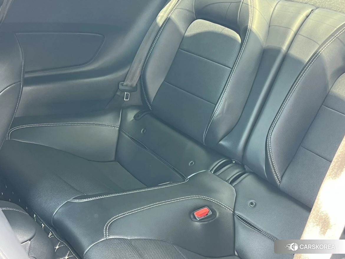 Ford Mustang id 4467794 из Китая 12