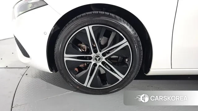 Mercedes-Benz A-Class W177 id 3415432 из Кореи 15