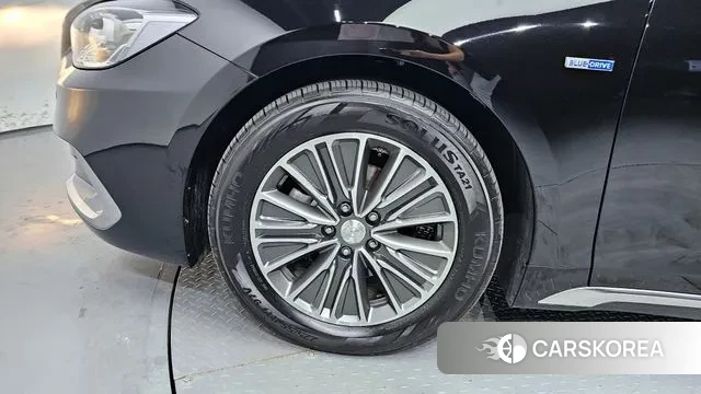 Hyundai Grandeur IG Hybrid id 3090893 из Кореи 15