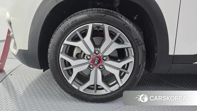 Kia Seltos id 3198172 из Кореи 15