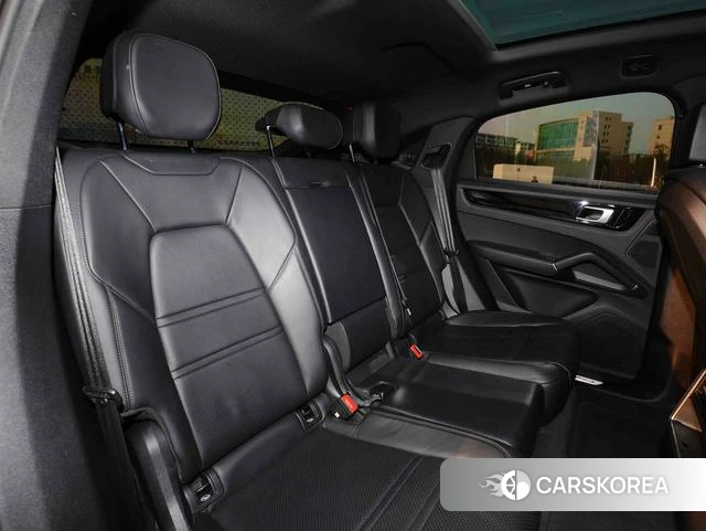 Porsche Cayenne Coupé id 4213175 из Китая 17