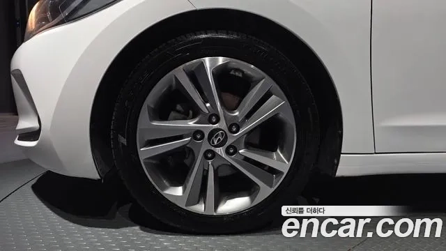 Hyundai Avante AD id 2897120 из Кореи 15