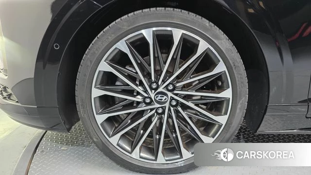 Hyundai Grandeur (GN7) id 3851309 из Кореи 15