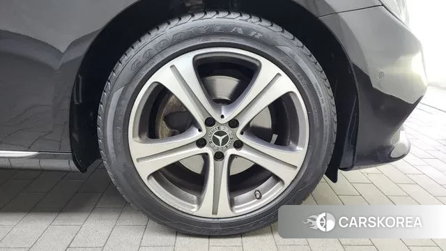 Mercedes-Benz E-Class W213 id 3484836 из Кореи 15
