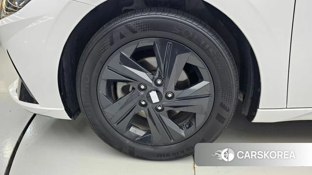 Hyundai Avante (CN7) id 4302825 из Кореи 15