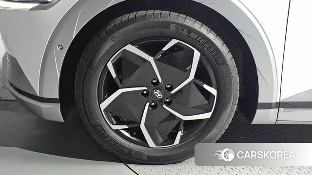 Hyundai Ionic 5 id 4671685 из Кореи 15
