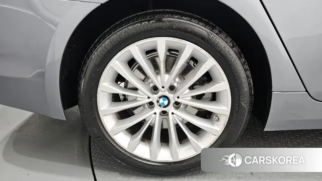 BMW 5 Series (G30) id 3656100 из Кореи 15