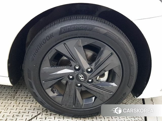 Hyundai Avante Hybrid (CN7) id 4490127 из Кореи 15
