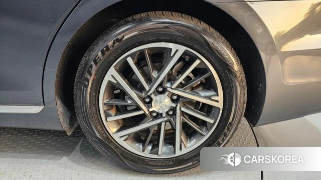 Hyundai The New Grandeur IG id 4330432 из Кореи 26