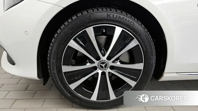 Mercedes-Benz E-Class W213 id 4187846 из Кореи 33