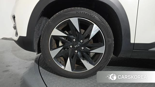 Kia Seltos id 4573102 из Кореи 15