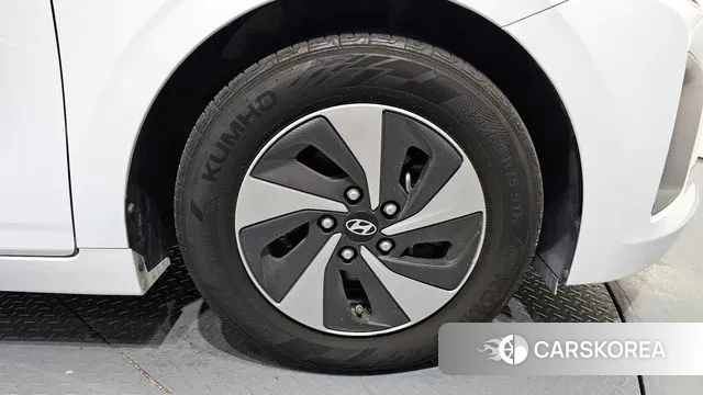 Hyundai Ionic Hybrid id 2981844 из Кореи 15