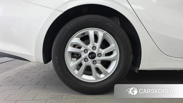 Kia Come New K3 id 4794410 из Кореи 25