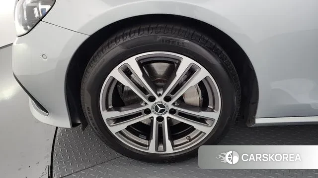 Mercedes-Benz E-Class W213 id 3508806 из Кореи 15