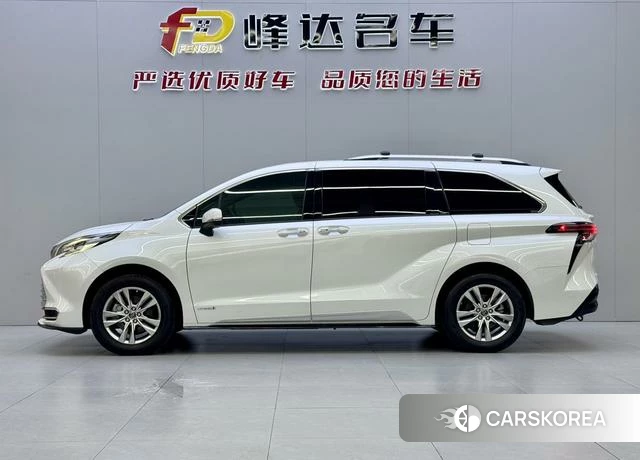 Toyota Saina id 4290155 из Китая 10