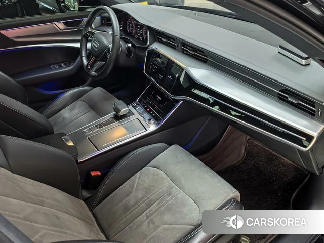 Audi A6L id 4277080 из Китая 7
