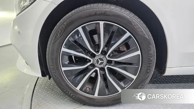 Mercedes-Benz C-Class W205 id 3708854 из Кореи 15