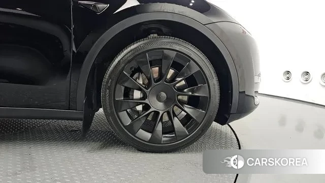 Tesla Model Y id 3022103 из Кореи 15