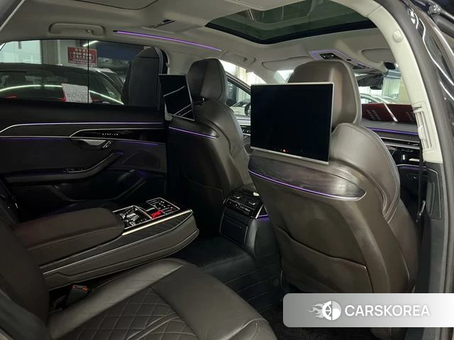 Audi A8 id 4207588 из Китая 22