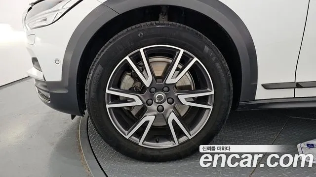 Volvo V90 Cross-Country id 2638424 из Кореи 15