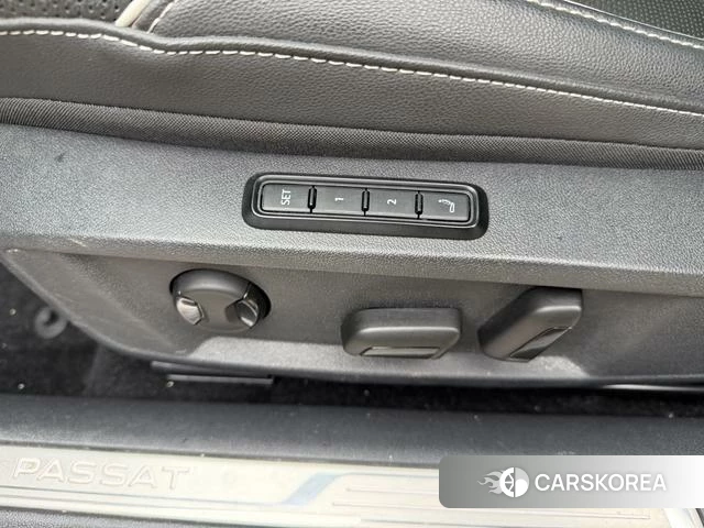 Volkswagen Passat id 4240831 из Китая 17