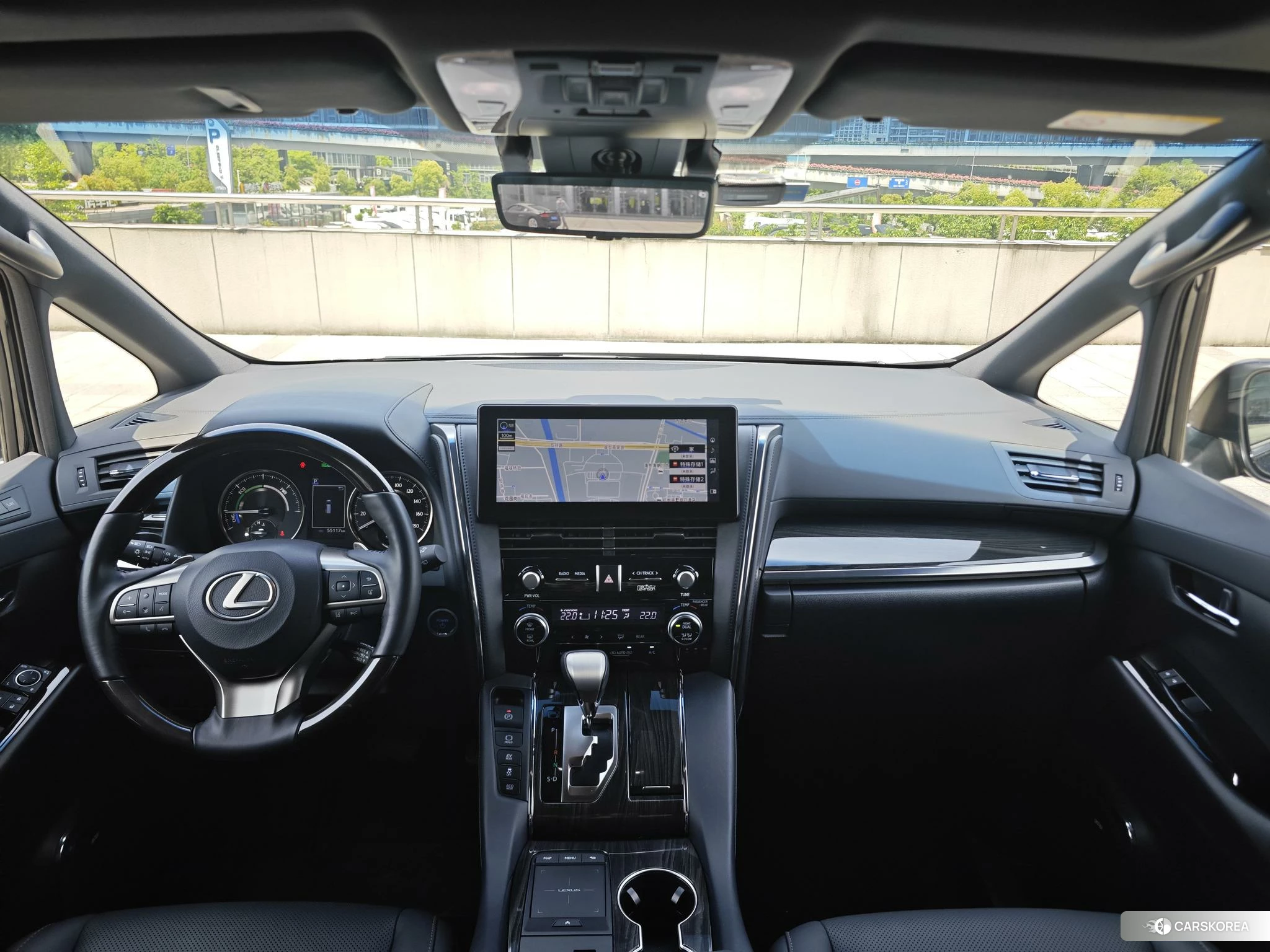 Lexus LM id 4479691 из Китая 7
