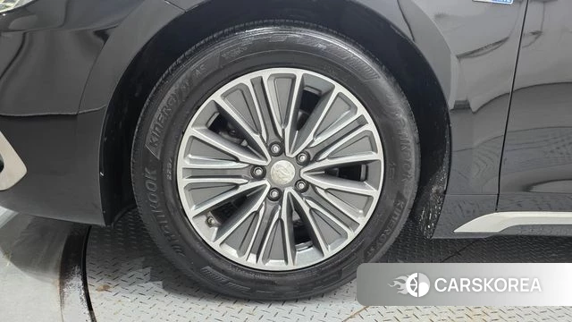 Hyundai Grandeur IG Hybrid id 4626422 из Кореи 27
